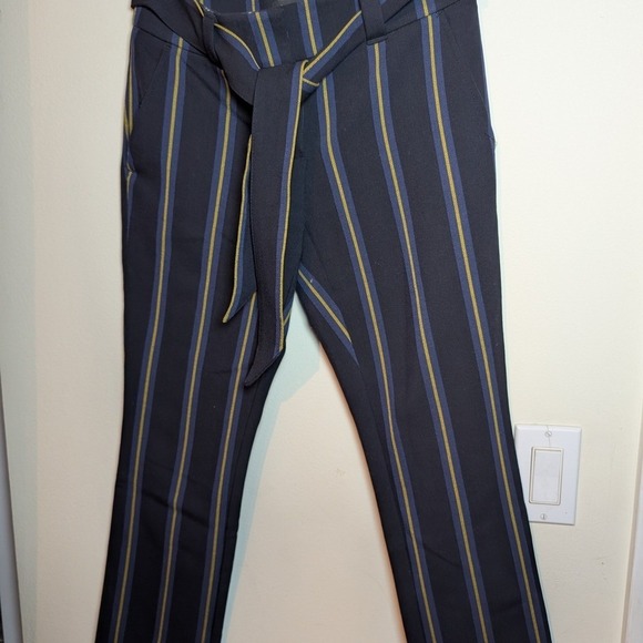 LOFT Pants - LOFT Women's Navy Dress Pants with Tie Elegant Design